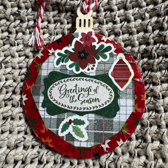 A set of (4) new 2.75x2.75” handmade unique wooden Xmas Tree Ornaments $32 - Picture 8 of 16